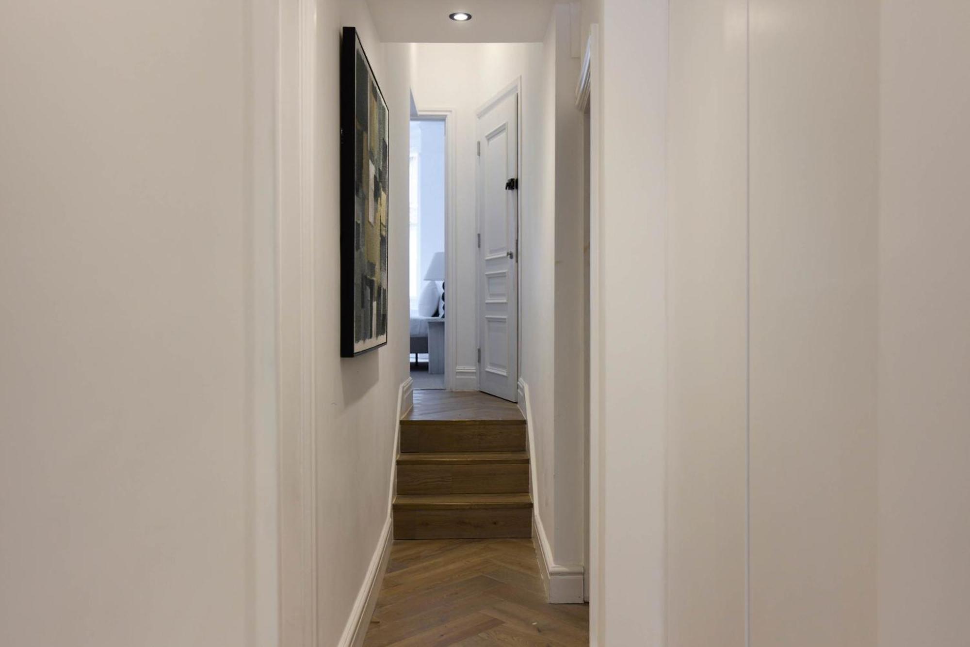 The Courtyard Flat - 2-bed 2-bath Near Clapham Junction Apartment *