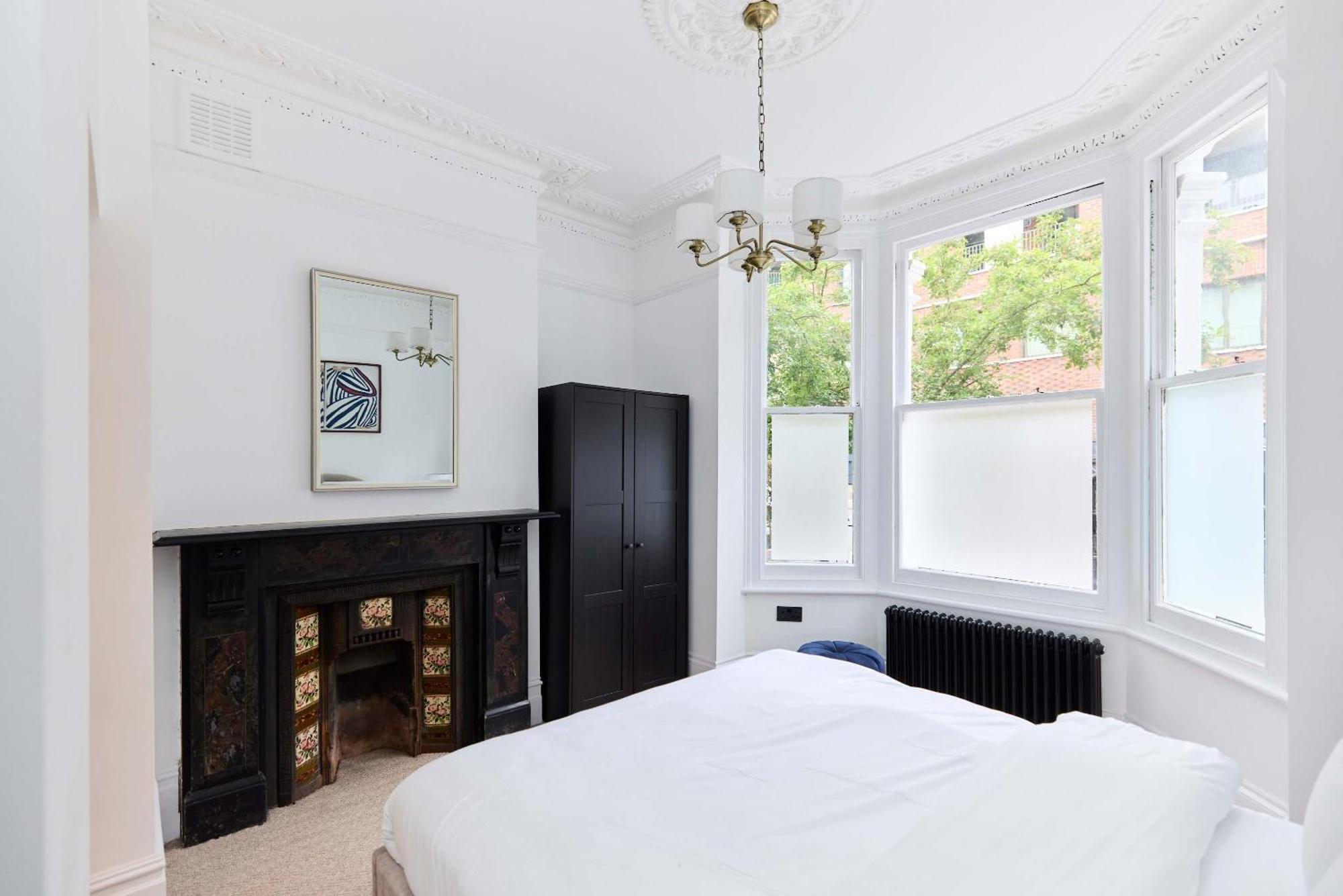 Apartment The Courtyard Flat - 2-bed 2-bath Near Clapham Junction *